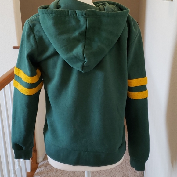 Vintage Winnie The Pooh Sweatshirt - Picture 5 of 6